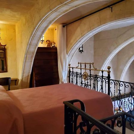Cozy Corner House In Valletta - Authentic! Luaran gambar