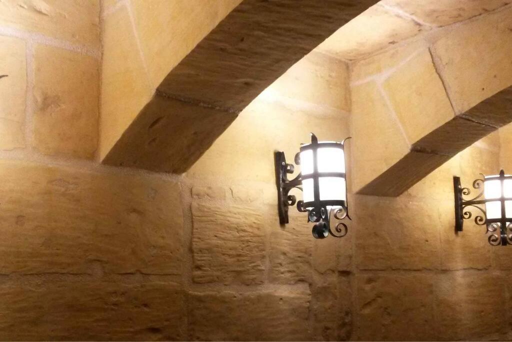 Cozy Corner House In Valletta - Authentic! Luaran gambar